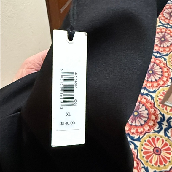 Banana Republic - Classic LBD - Classy and so comfy! - Picture 10 of 10